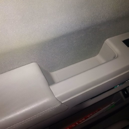 孤独的飞行员——本田Pilot。