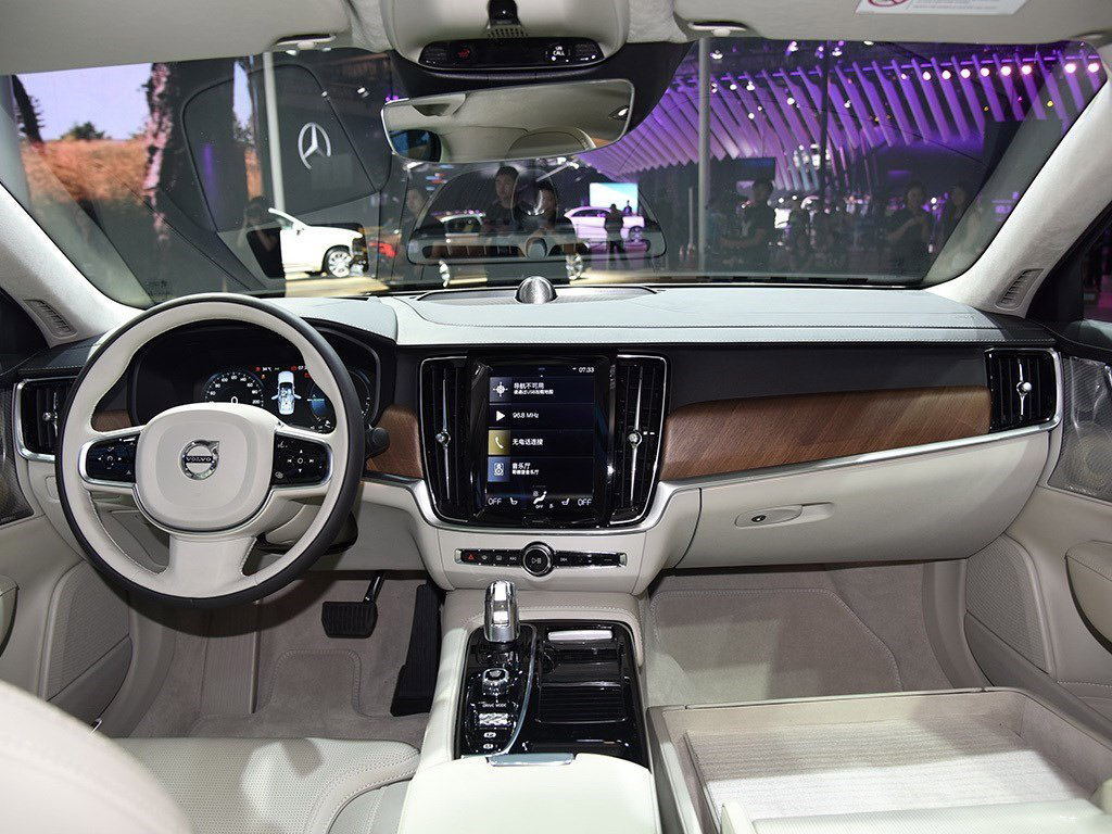 沃尔沃S90将上市，能否打破BBA的垄断？