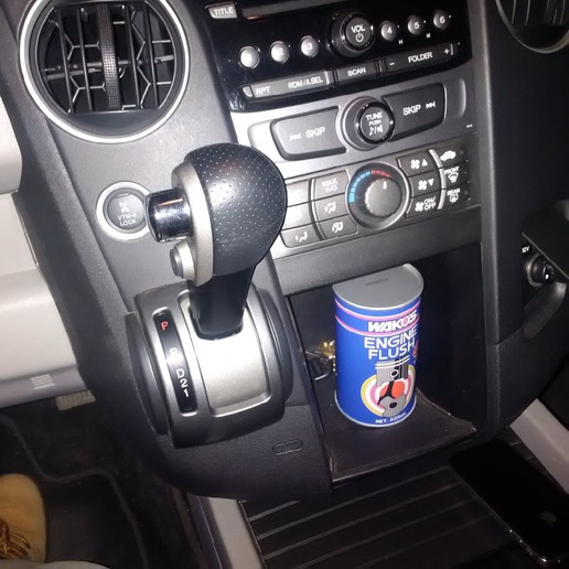 孤独的飞行员——本田Pilot。