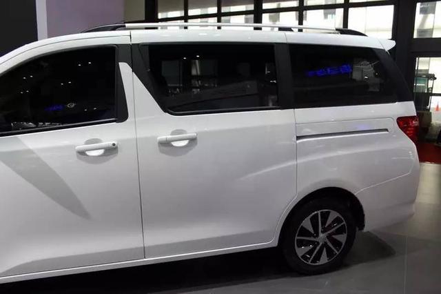 这款自主军工背景的MPV，比奥德赛更霸气，比GL8更豪华