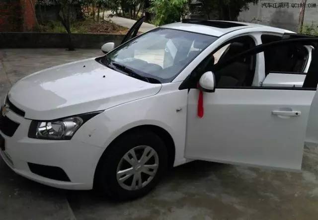 提车以后系红绳？当心别暴露了年龄