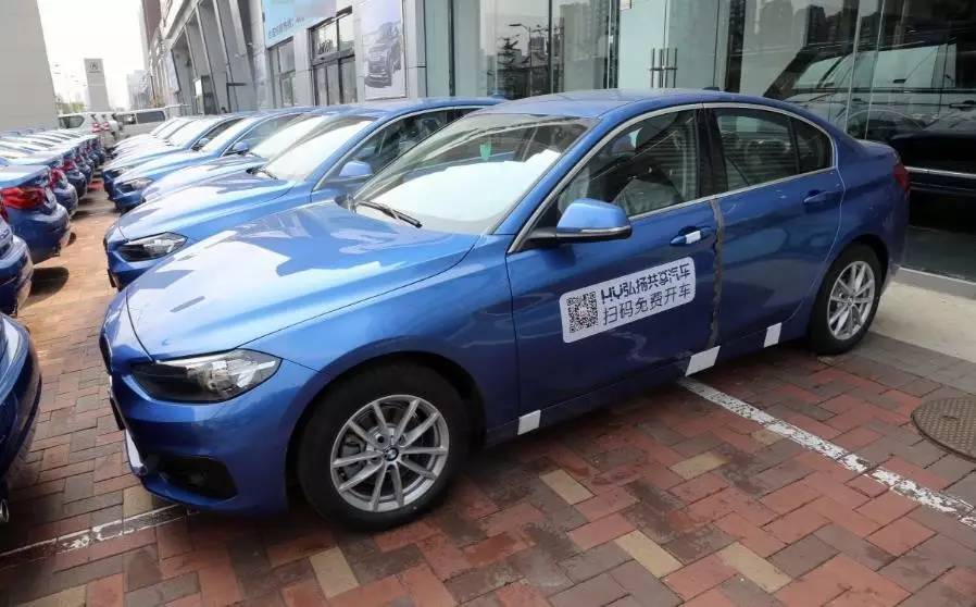 40块钱就能租法拉利！但上车不会挂挡怎么办？