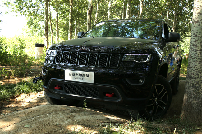 【用车】安全守则 城市SUV越野时最应该注意什么？