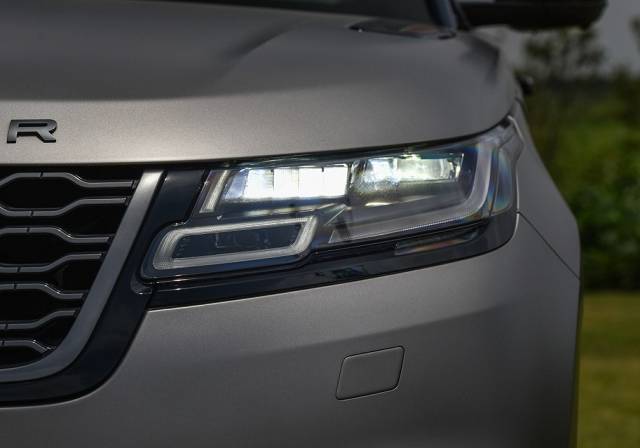 最美路虎上市 揽胜星脉售价68.8~104.8万元