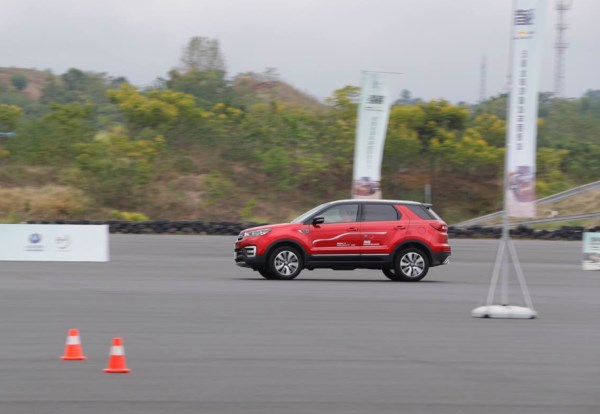 海外权威媒体测试 Top Gear这样评价长安CS95、CS55!