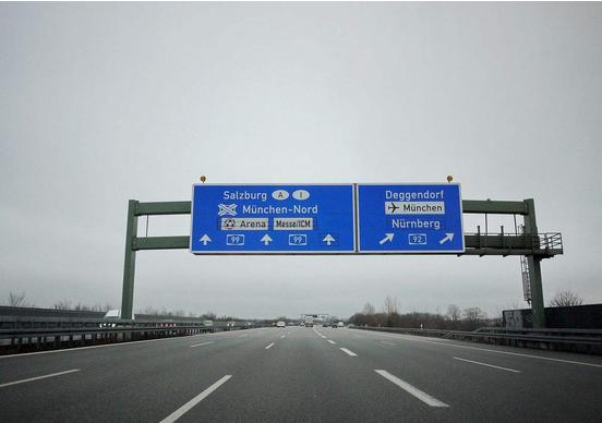 德系车在国内这么受欢迎，那德国人自己开国产车吗？