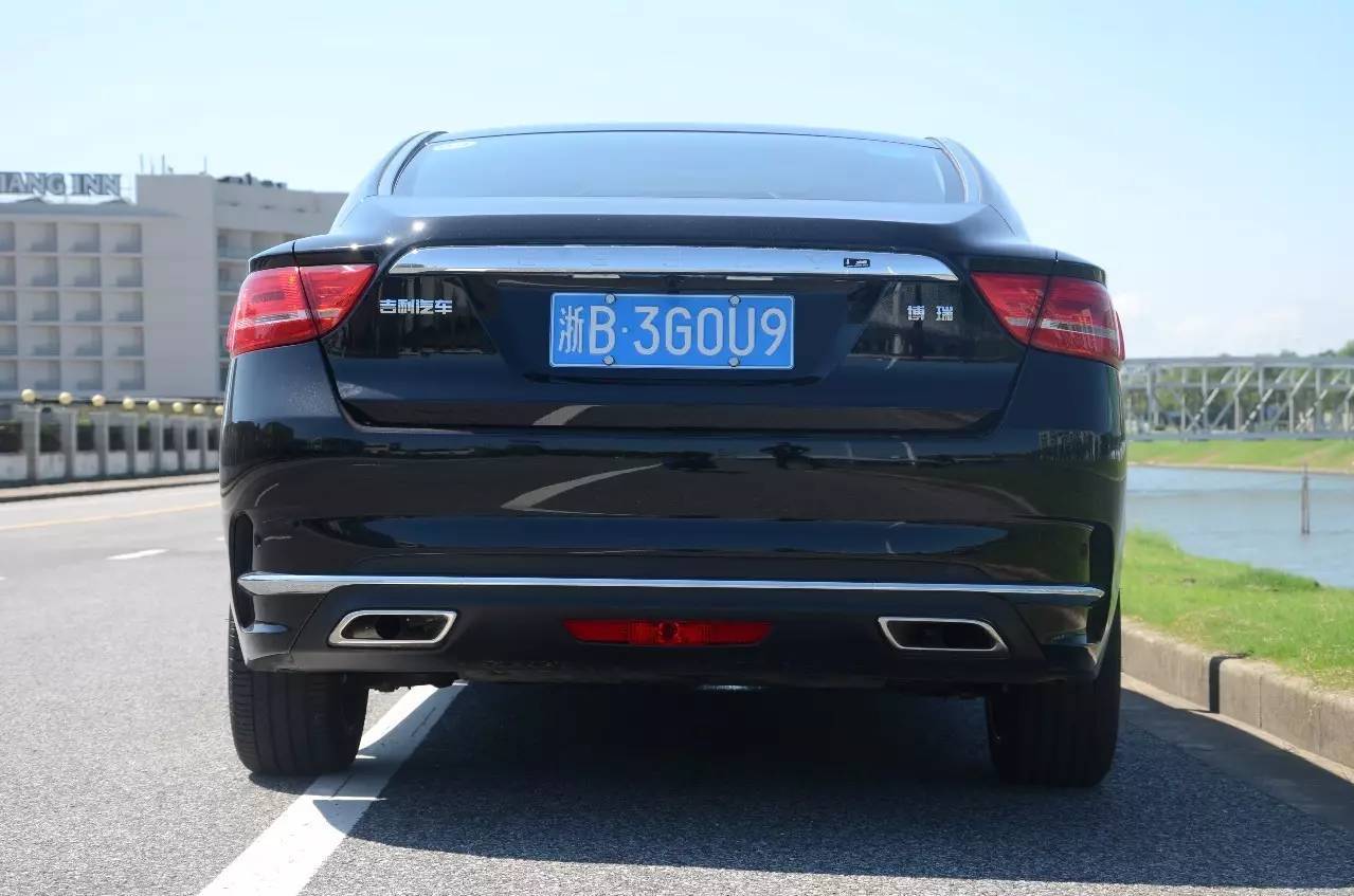 这款自主中高级轿车的旗帜车型，蜕变换新后打几分？