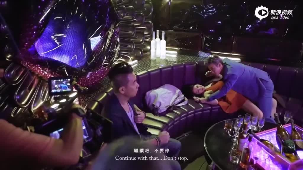 《黑白迷宫》 曝场景特辑 警匪冲突升级_手机新浪网