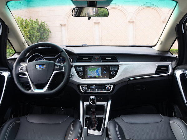 吉利汽车  1.5L 大中控全景