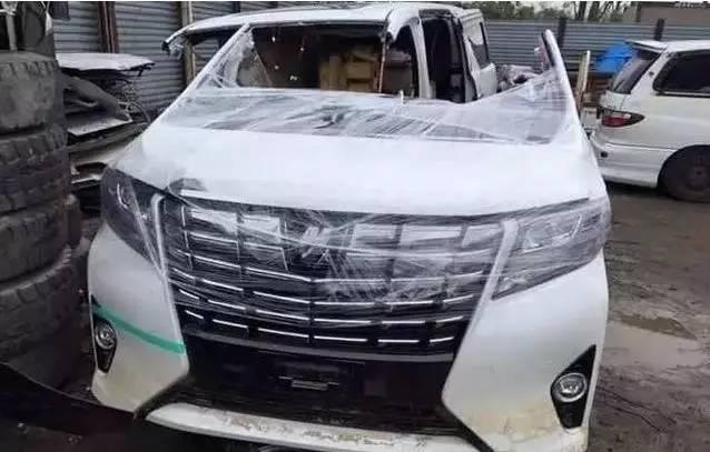 卖90万还被疯抢的MPV，被路边降价75万甩卖，知道真相后无人敢买