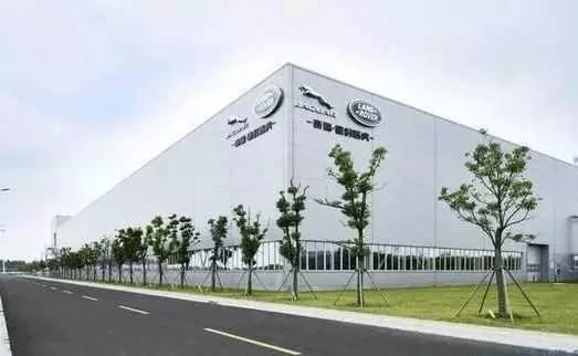 中型豪华suv路虎揽胜极光全新换代，换装路虎家族最强发动机