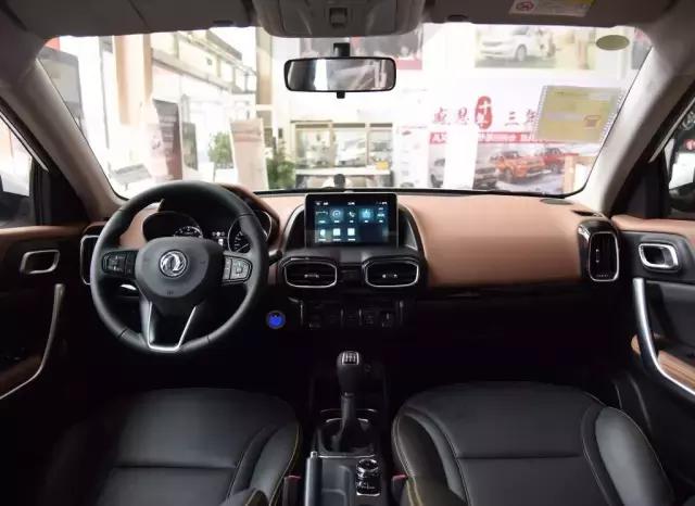 国产神车不到10万！居然还有路虎的换挡旋钮！