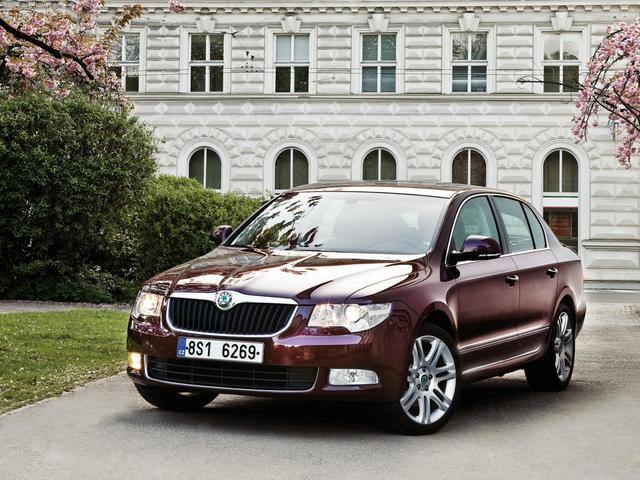 迈腾卖疯了，速派13万为何无人问津？