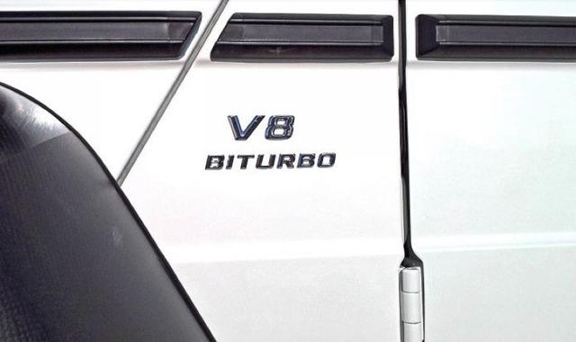 6轮皮卡居然要988万，底盘不输乌尼莫克，却被光头小伙买回家拉柴