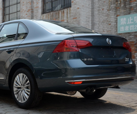 汽车上这些“反人类设计”