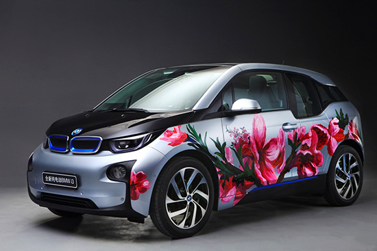 艺术定制版纯电动BMW i3升级款亮相芭莎慈善夜