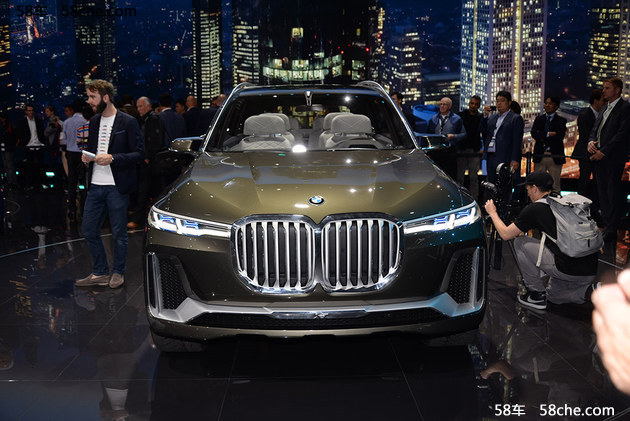 2017法兰克福车展 宝马X7概念车首发亮相