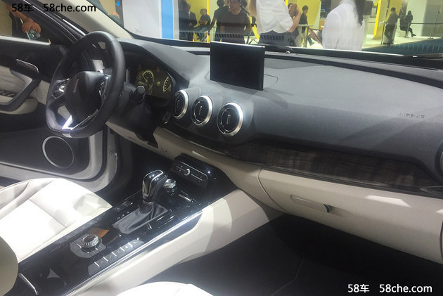 2017法兰克福车展 WEY首款插电混动汽车P8