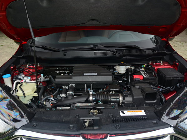 东风本田  240TURBO 发动机舱
