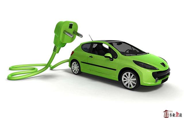 买不到燃油车后，你会选择纯电动还是插电混动？