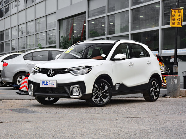 东风风神  1.6L 左前正45度