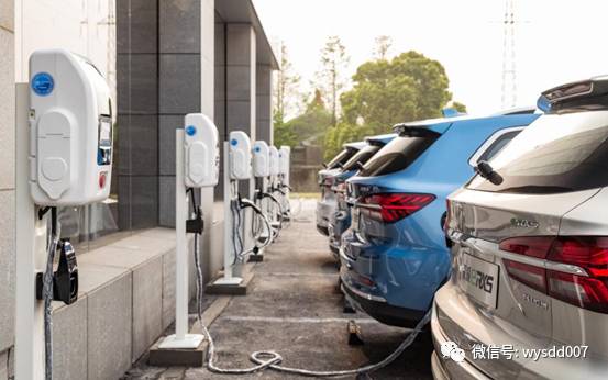 荣威RX5不再拘于黑马 15万自主SUV的头号选择