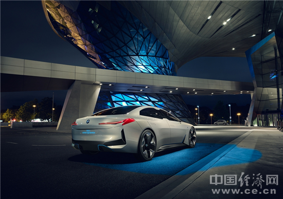 BMW i Vision Dynamics概念车亮相法兰克福车展