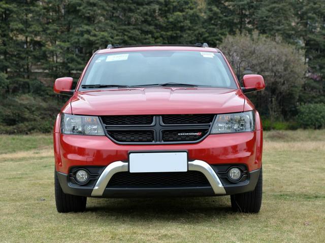 纯进口大七座SUV，座椅玩半天都不嫌腻，还老少皆宜