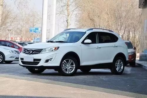 4S店提新车后怎么验车漆？