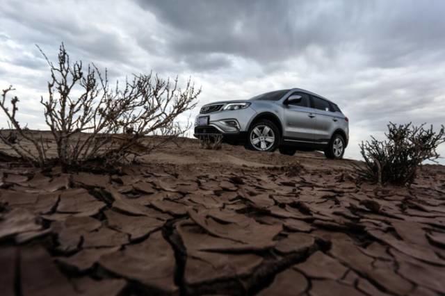 从无人区走出来的勇士，试驾吉利博越