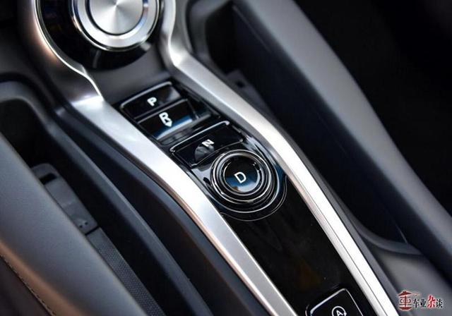这些车型的变速箱&ldquo;档杆&rdquo;很精致，让人抓着不想放手