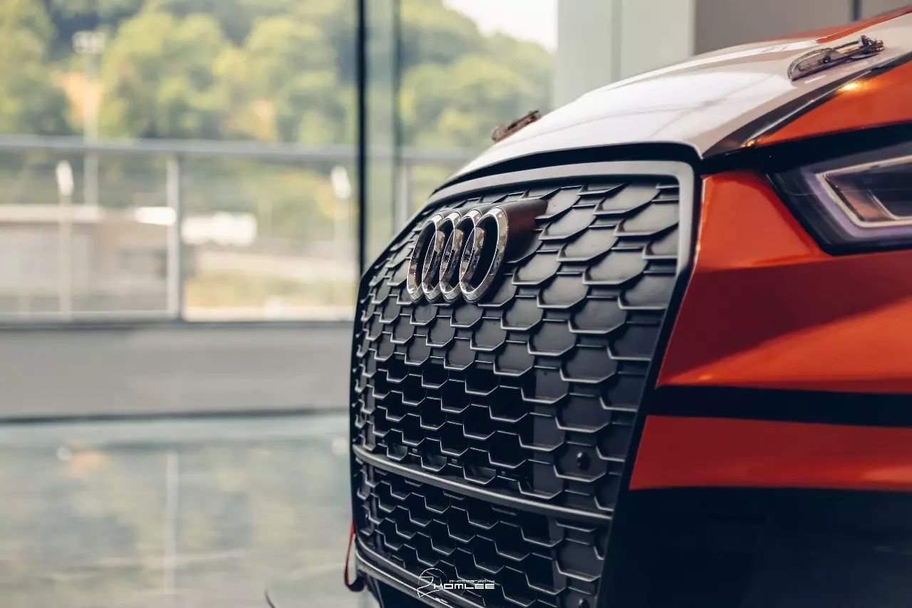 天太热，我选择躺在酒店里看比赛！