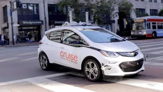 通用说他们量产了全自动驾驶车，这是怎么一回事？