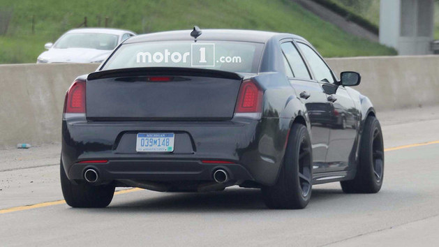 克莱斯勒300 Hellcat最新消息 明年亮相