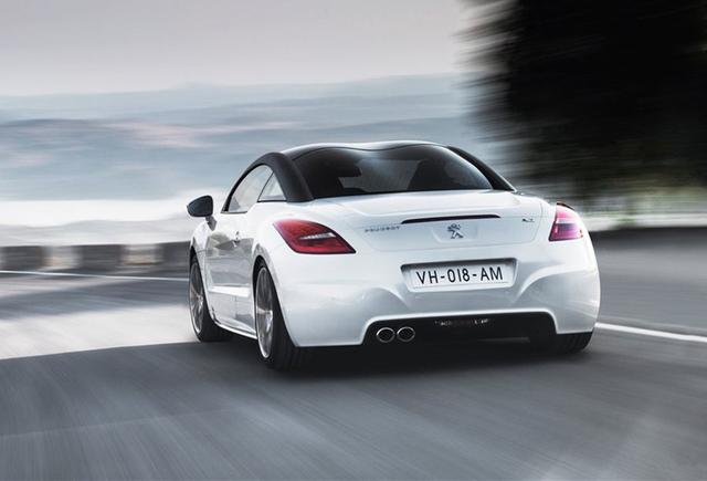 车顶像屁股，远看以为是卖60万的奥迪TT，走近一看只要30万