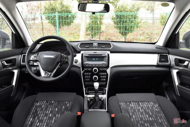 预算有限，想买小型SUV？看三款热门自主小型SUV的对比