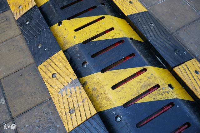 长期这么开车 你的爱车撑不了多久！