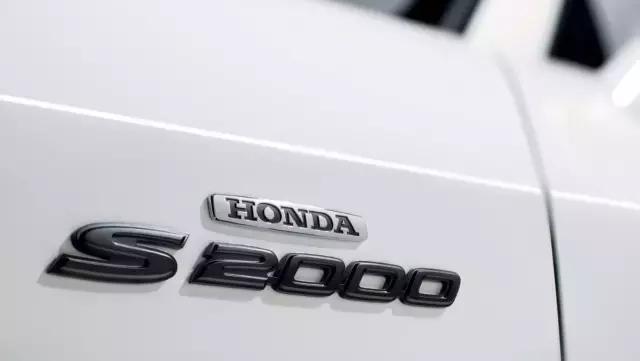 底盘以及车架构造，对所谓的操控性有多大影响？