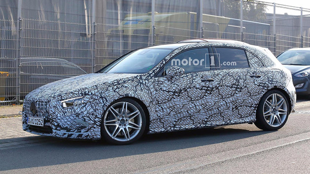 梅赛德斯-AMG 新A45再曝谍照 超400马力