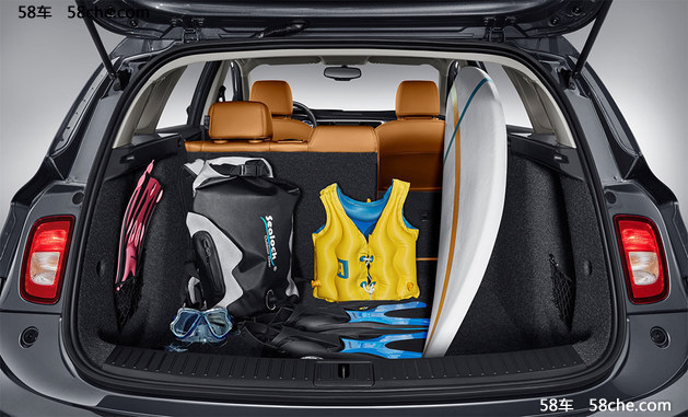 通用发布别克阅朗官图 主打车内大空间