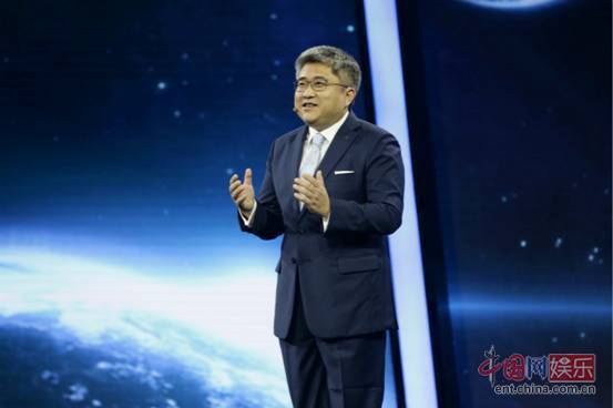 Macintosh HD:Users:mac:Desktop:图：段建军现场演讲图.jpeg