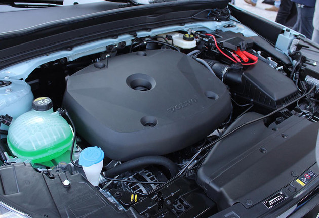 沃尔沃全新XC40正式亮相 配备安全系统