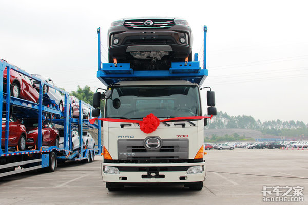 交付50台轿运车 广汽日野牵手重庆嘉川