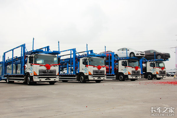 交付50台轿运车 广汽日野牵手重庆嘉川