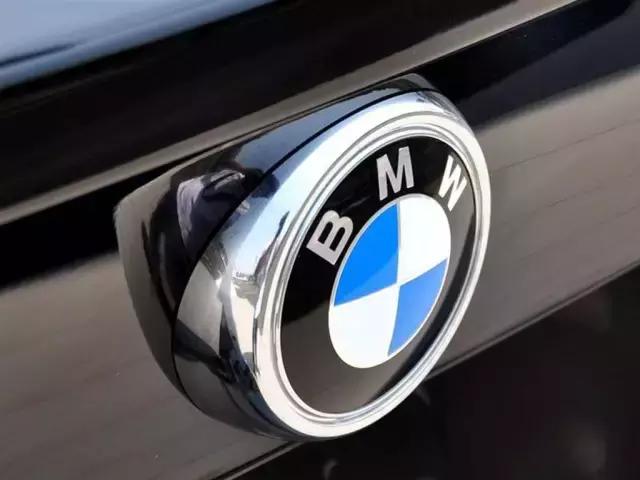 [转帖]奔驰宣布5年后停产停售燃油车！