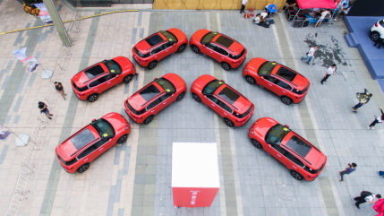 东风雪铁龙爆款SUV天逸 首批新车交付广州用户-图3