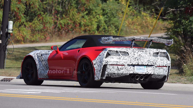 曝雪佛兰科尔维特ZR1内饰谍照 年底亮相