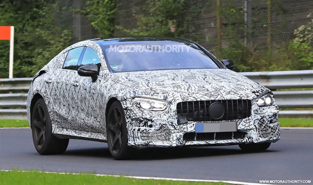 梅赛德斯-AMG GT四门版最快明年3月亮相