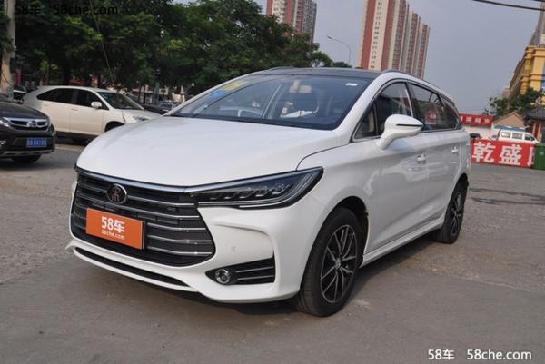 十万块买辆七座MPV 颜值/性价比双丰收