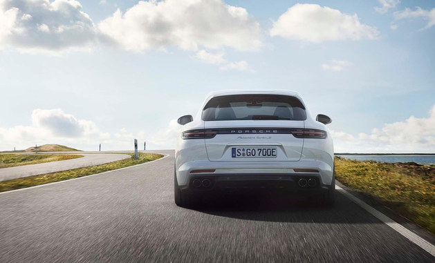 保时捷Panamera Sport Turismo官图发布